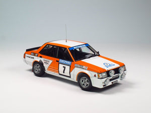 NuNu PN24018 MITSUBISHI LANCER TURBO 82 RALY 1000 LAKES 1/24 – zdjęcie 4