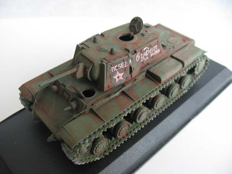 PST 72016 KV-1E Heavy Tank 1/72 – imagen 3