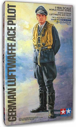 Tamiya 36302 German Luftwaffe Ace Pilot 1/16