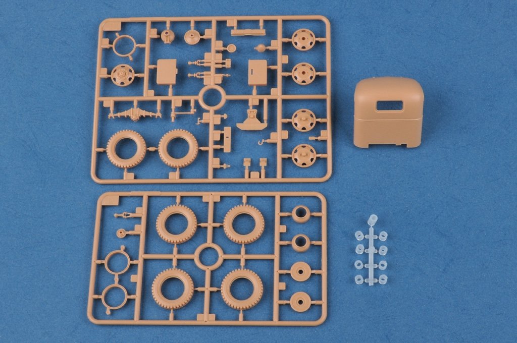Hobby Boss 83832 US GMC CCKW-352 Wood Cargo Truck – zdjęcie 6