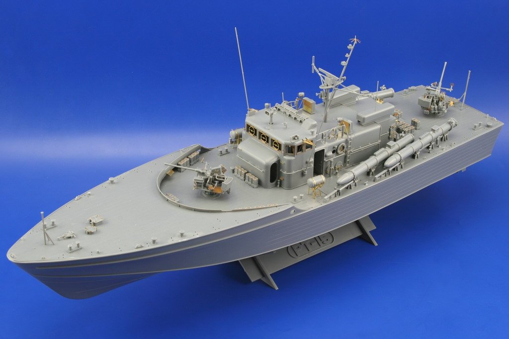 Eduard 53027 PT-15 Japan Torpedo boat TAMIYA 1/72 – Bild 3