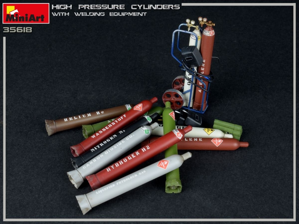 MiniArt 35618 HIGH PRESSURE CYLINDERS w/WELDING EQUIPMENT 1/35 – image 4