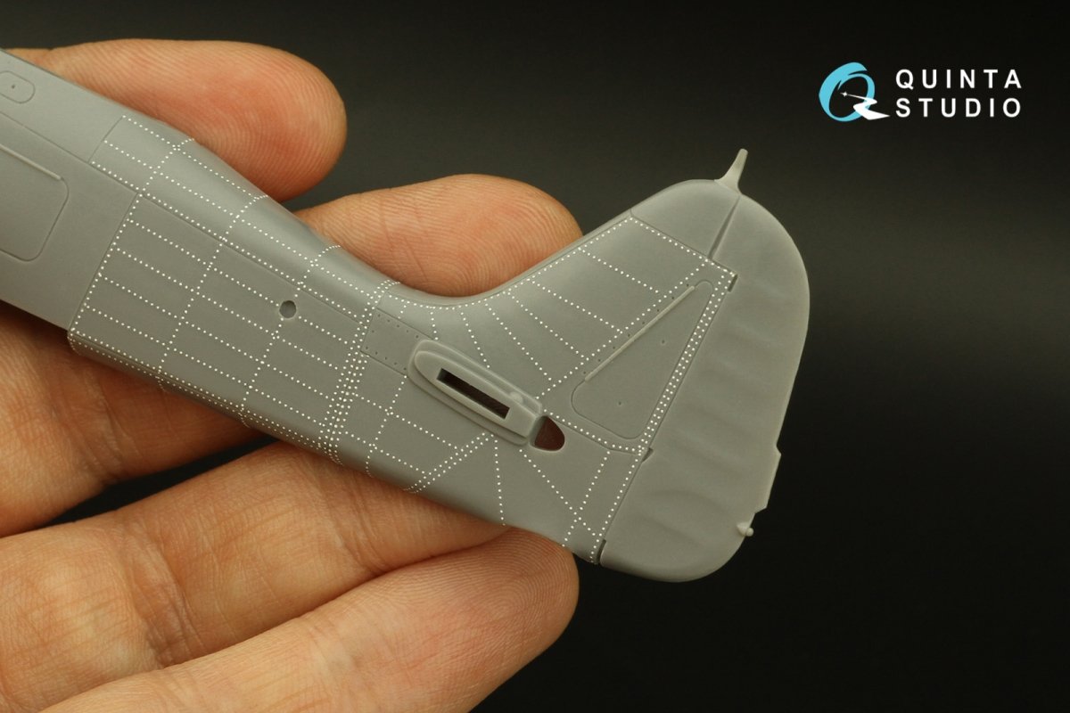 Quinta Studio QRV-015 Single riveting rows (rivet size 0.10 mm, gap 0.4 mm, suits 1/72 scale), White color, total length 6.7 m/22 ft – image 2