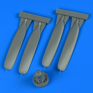 Quickboost QB32243 P-47 Thunderbolt propeller Hamilton Standart Trumpeter 1/32
