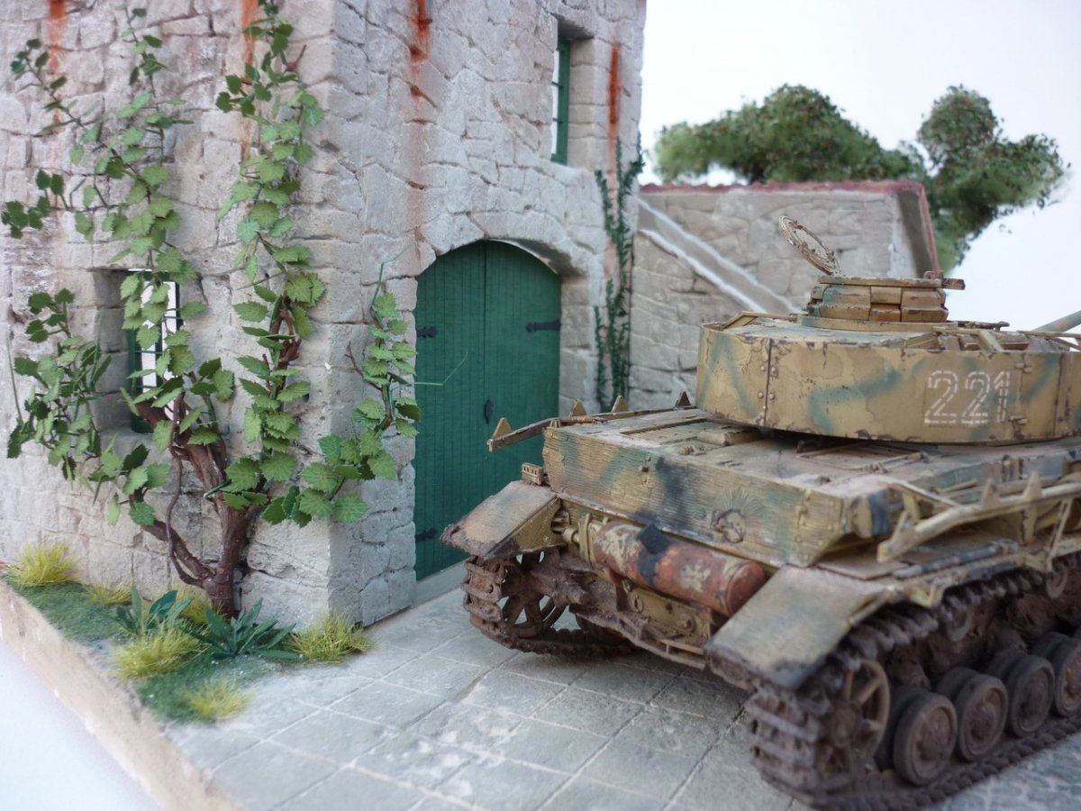 RT-Diorama 35185 Diorama-Base: &amp;quot;Italian Farm&amp;quot; 1/35 – immagine 9