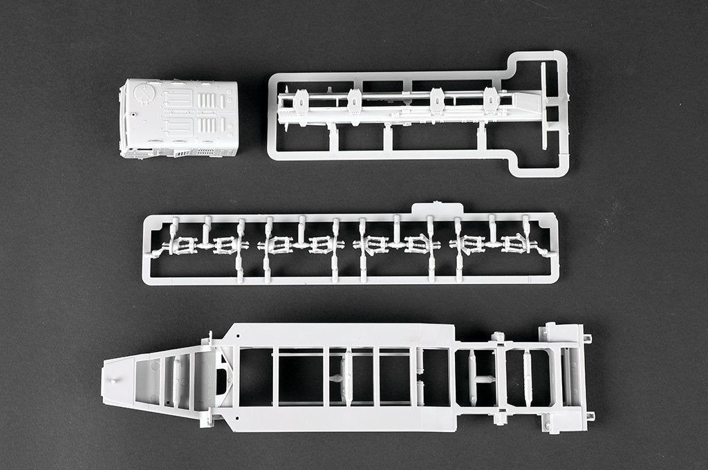 Trumpeter 07195 MAZ-537G Late production type with MAZ/ChMZAP-5247G semitrailer 1/72 – immagine 9