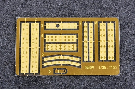 Trumpeter 09589 Su-100Y Self-Propelled Gun 1/35 – image 6