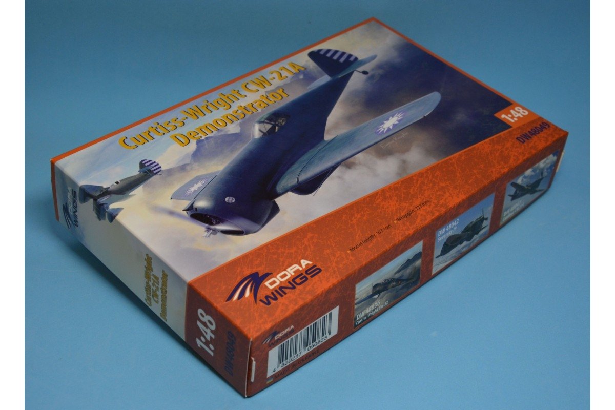 Dora Wings 48049 Curtiss-Wright CW-21A 1/48 – zdjęcie 3
