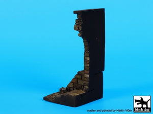 Black Dog D35072 Entrée en ruine avec escalier, socle 1/35 – image 2