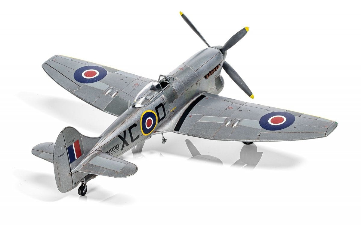 Airfix 02110 Hawker Tempest Mk. V Post War - 1/72 – zdjęcie 4