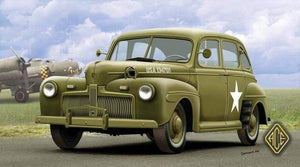 ACE 72298 US Army Staff Car model 1942 1/72