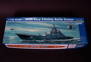 Trumpeter 05710 USSR Navy P. Velikiy Battle Cruiser 1/700 – Bild 2