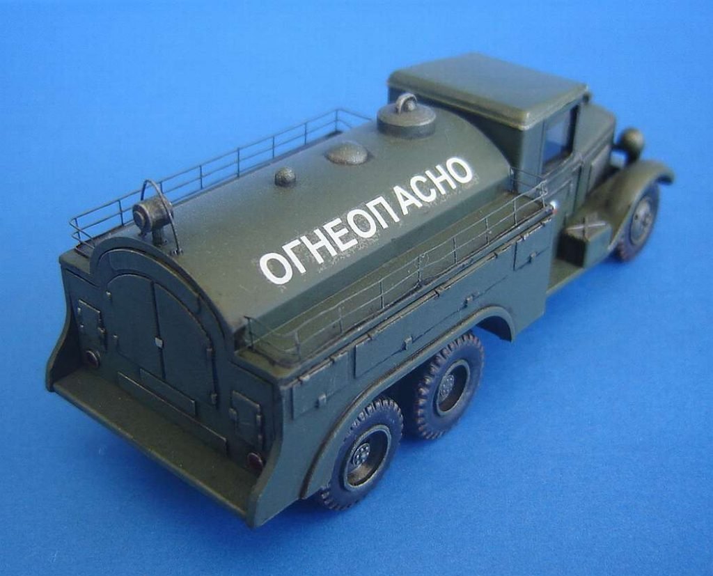 PST 72021 Fuel Truck BZ-35 1/72 – Bild 7