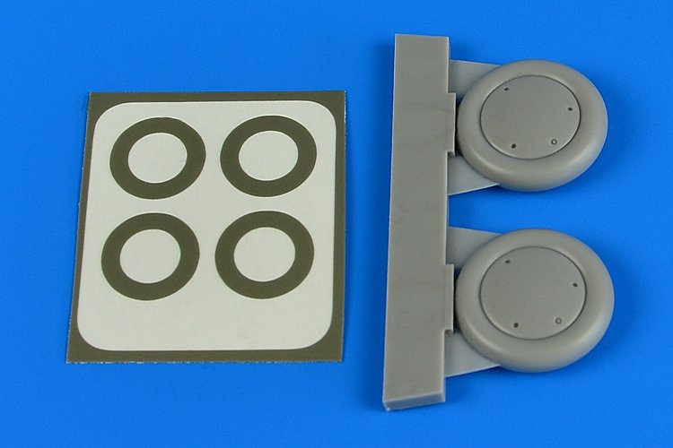 Aires 4717 Gloster Gladiator wheels &amp; paint masks 1/48 RODEN / EDUARD