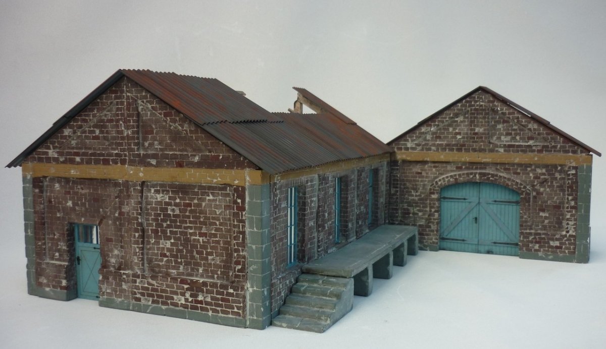 RT-Diorama 35211 Freight Shed (Modular System) 1/35 – image 6