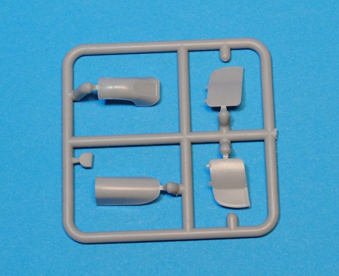 Dora Wings 72005 Bell P-63E-1-BE Kingcobra 1/72 – immagine 10