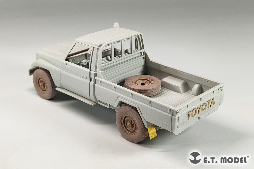 E.T. Model P35-162 PICK UP Truck Sagged Wheels Type.1 1/35 – immagine 6