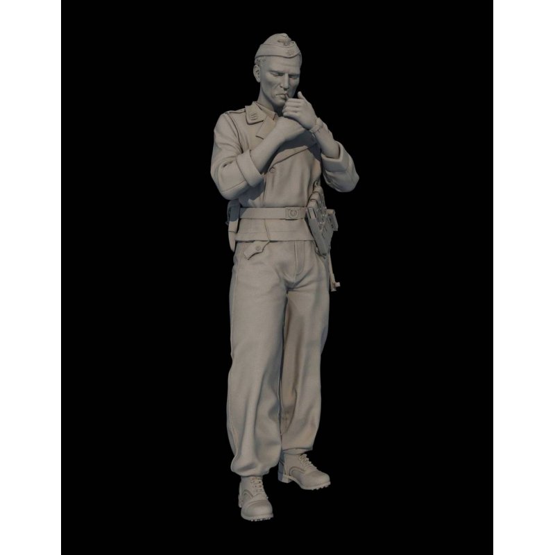 Panzer Art FI35-091 Waffen-SS tanker lighting a cigarette 1/35