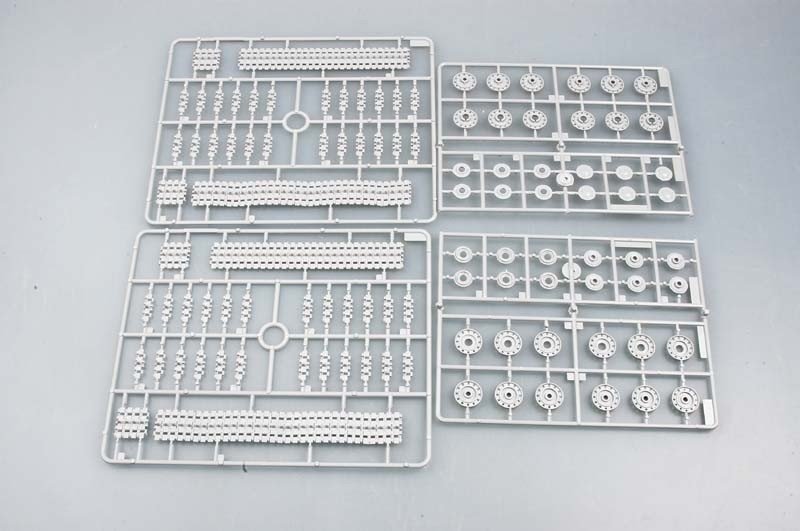 Trumpeter 01561 KV-1M1939 1/35 – immagine 11