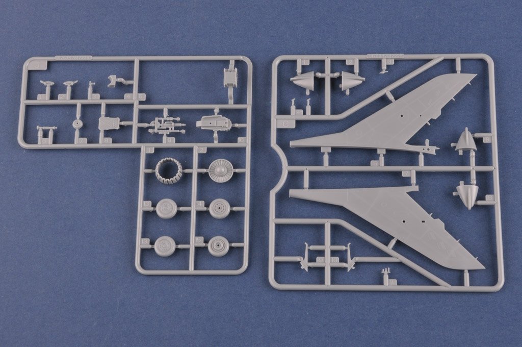 Hobby Boss 81768 Russian Yak-28PP Brewer-E 1/48 – immagine 11