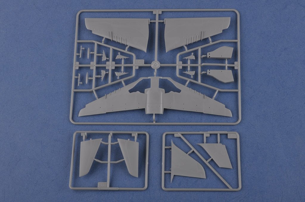 Hobby Boss 81738 RAF Red Arrows Hawk T MK.1/1A 1/48 – immagine 6