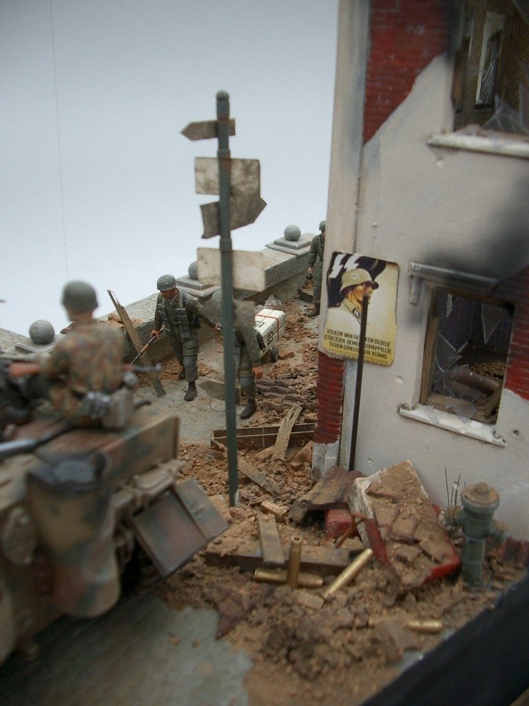 RT-Diorama 35045 Rubble and Ruins Set 1/35 – imagen 3