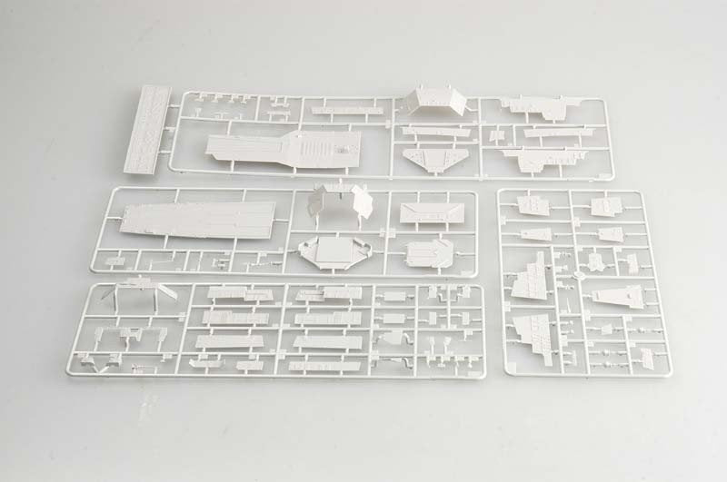 Trumpeter 04526 USS Lassen DDG-82 1/350 – image 4