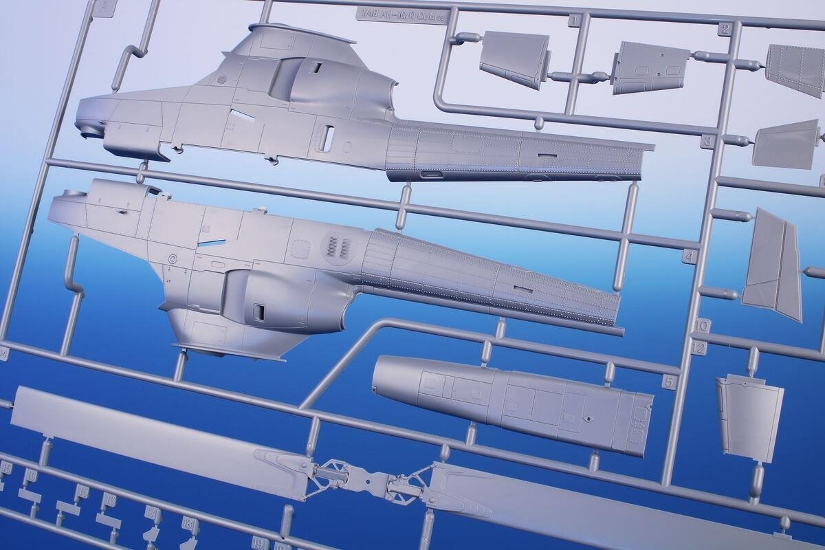 Special Hobby 48230 AH-1G Cobra ‘Over Vietnam with M-35 Gun System’ Hi-Tech Kit 1/48 – Bild 6