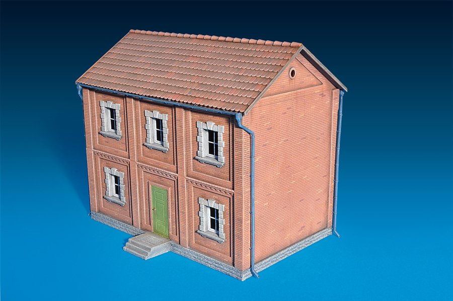 MiniArt 72026 Townhouse (Multi-Colored Kit) 1/72 – immagine 4