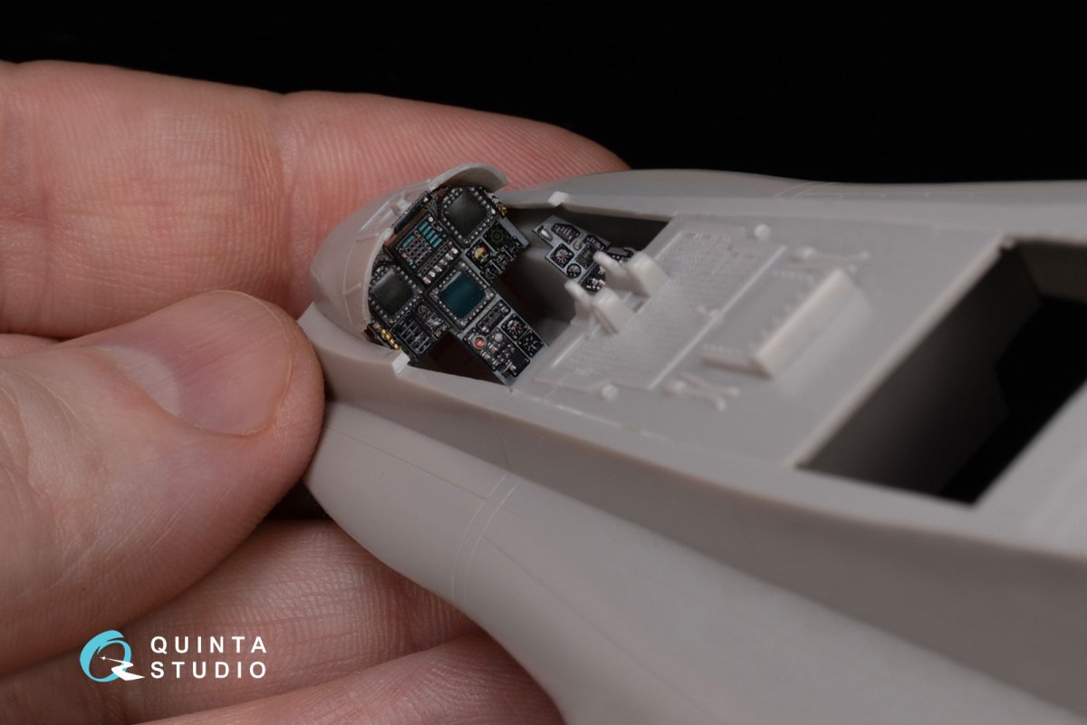 Quinta Studio QDS-48283 F/A-18A / C early 3D-Printed &amp;amp; coloured Interior on decal paper (Hasegawa) (Small version) 1/48 – immagine 8
