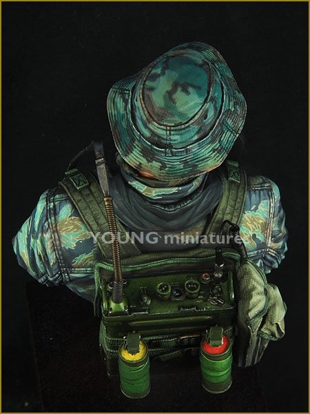 Young Miniatures YM1845 US NAVY SEAL VIETNAM 1/10 – Bild 8