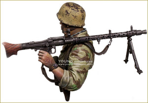 Young Miniatures YM1892 WWII German Paratroopers 1/10 – image 7