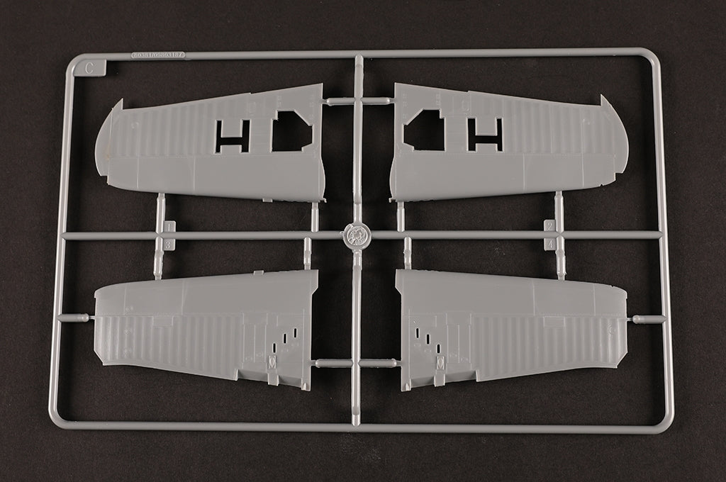 Hobby Boss 81788 F4U-1A/2 Corsair (2 en 1) 1/48 – image 7