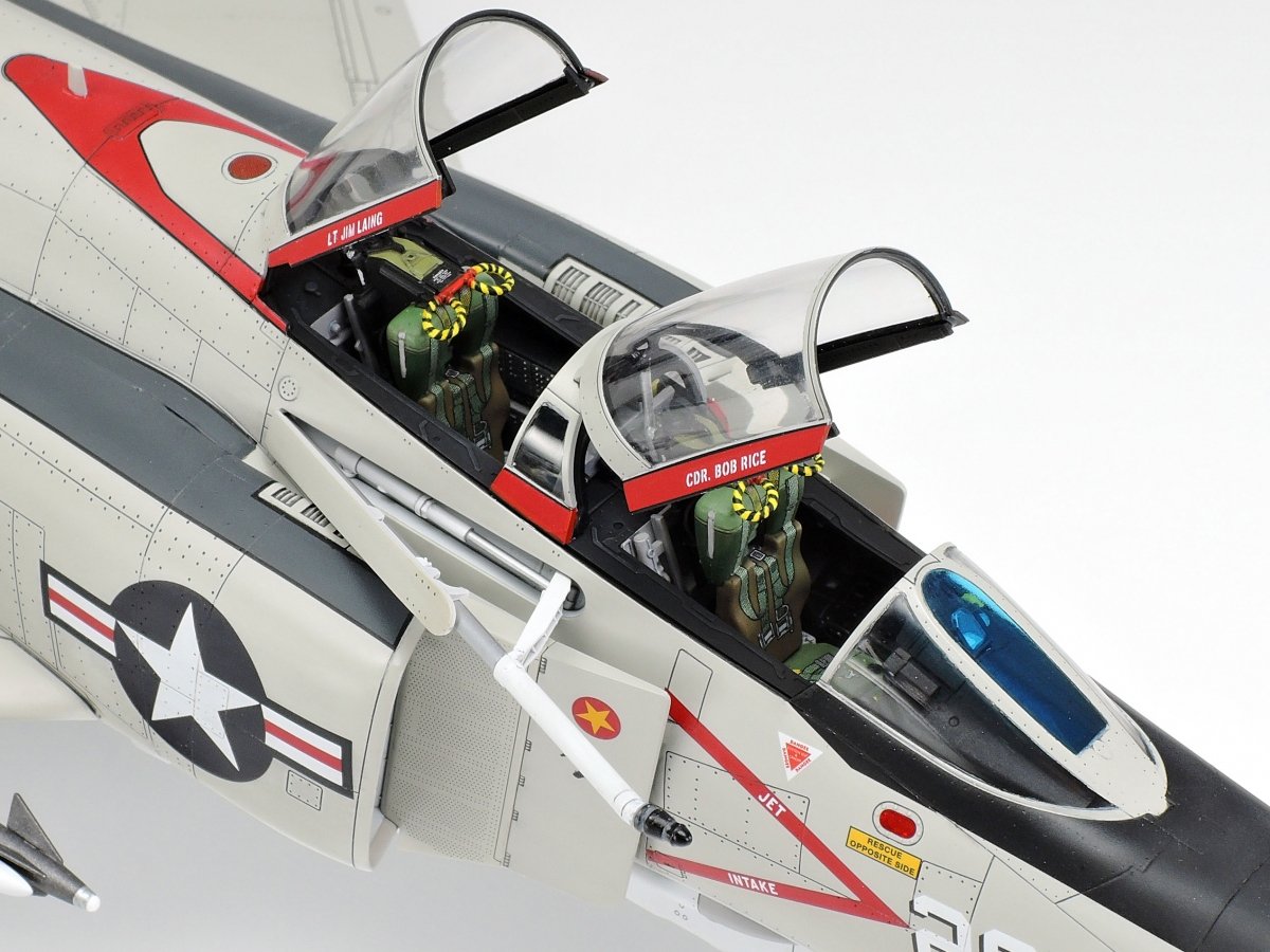 Tamiya 61121 McDonnell Douglas F-4B Phantom II 1/48 – image 10