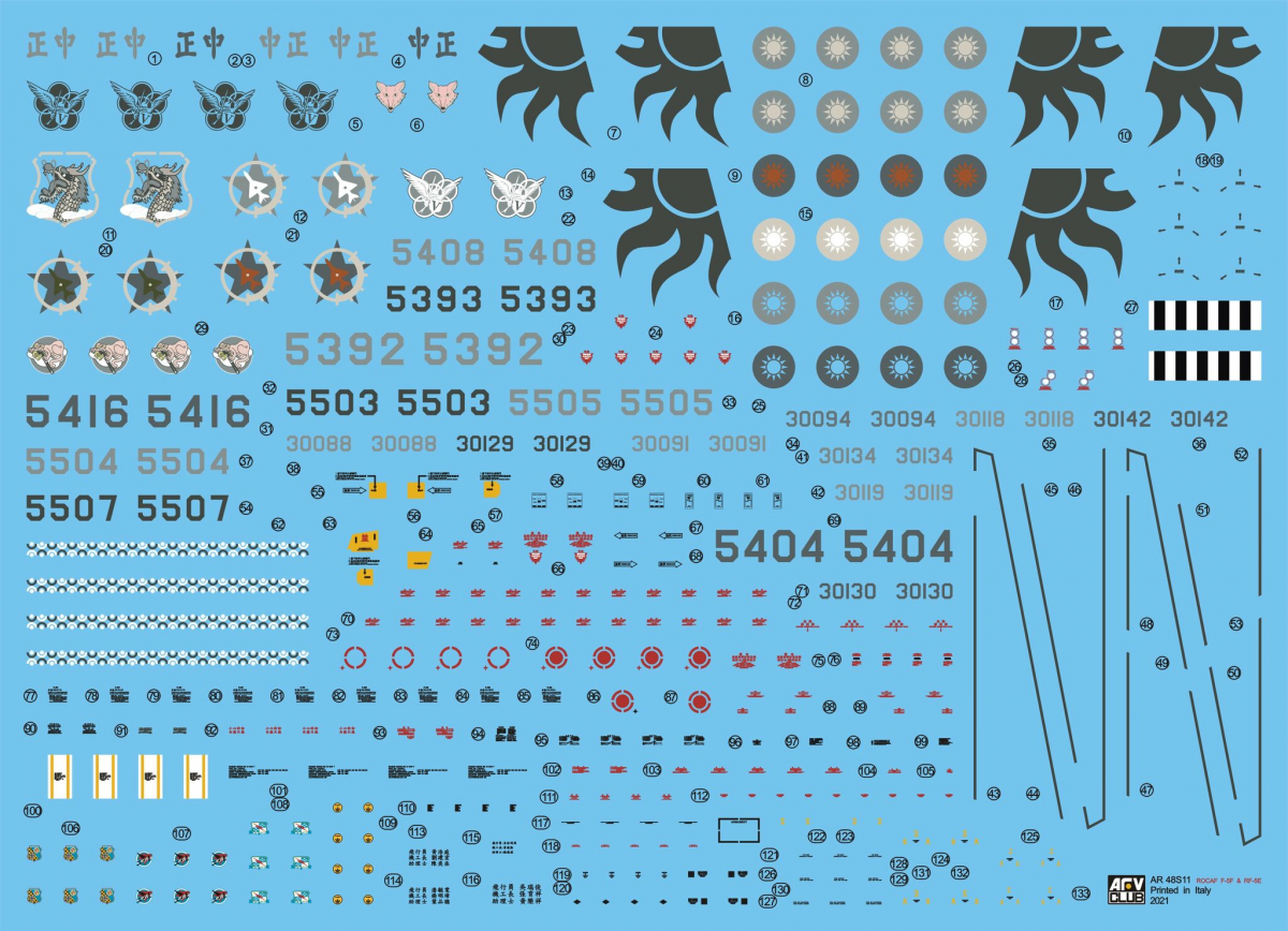 AFV Club AR48S11 Chung-Cheng F-5F &amp;amp; Tigergazer RF-5E 1/48 – immagine 3