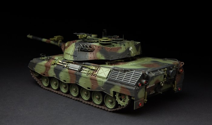 Maquette Meng TS-015 CHAR DE COMBAT PRINCIPAL ALLEMAND LEOPARD 1 A5 (1/35) – image 3