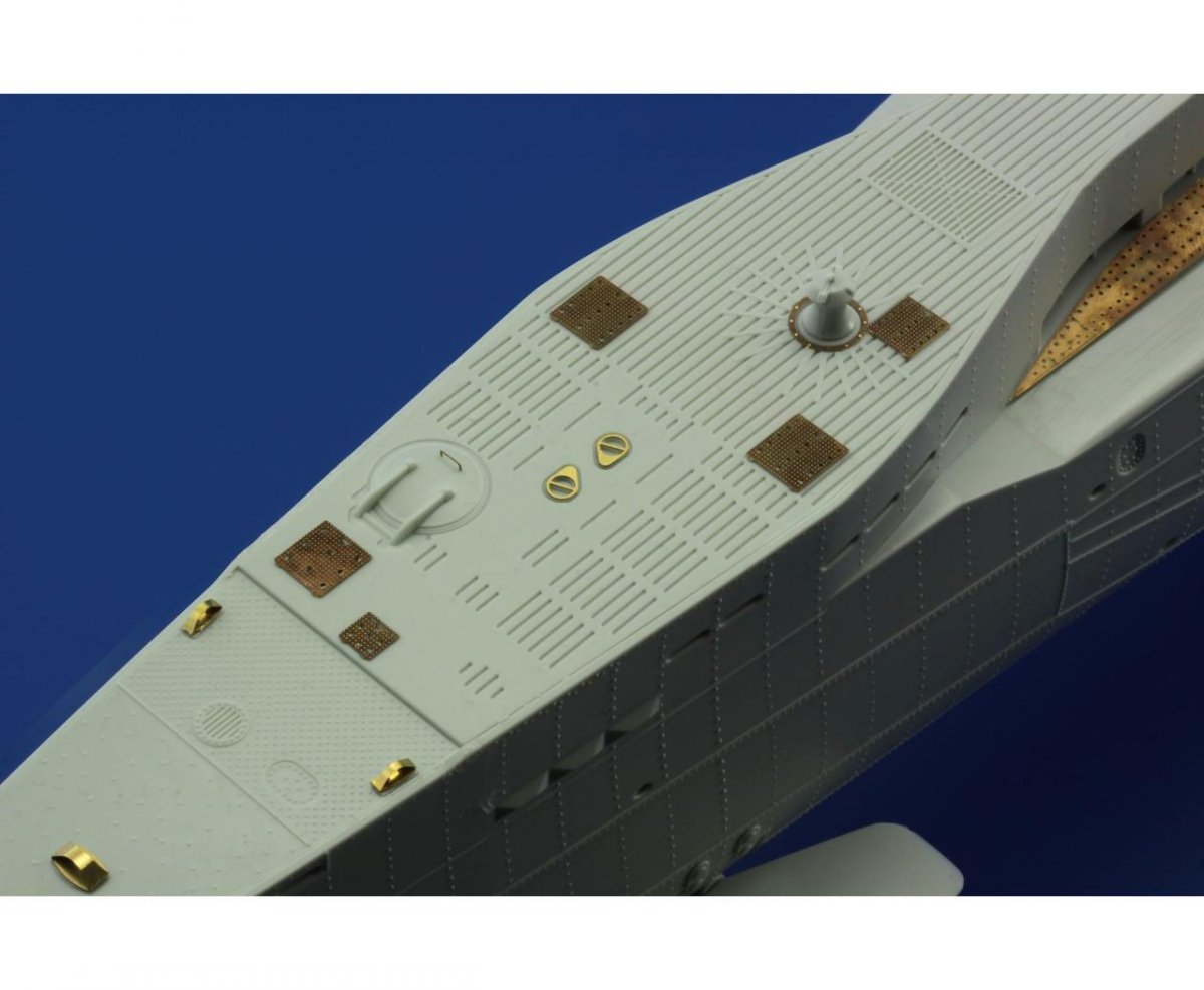 Eduard 53158 German Submarine Type IX C/40 hull pt. 1 REVELL 1/72 – zdjęcie 5
