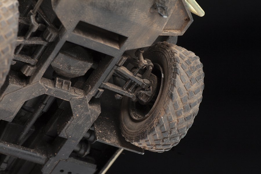 Zvezda 3683 Tigr-M with remote controlled turret Arbalet-DM 1/35 – zdjęcie 6