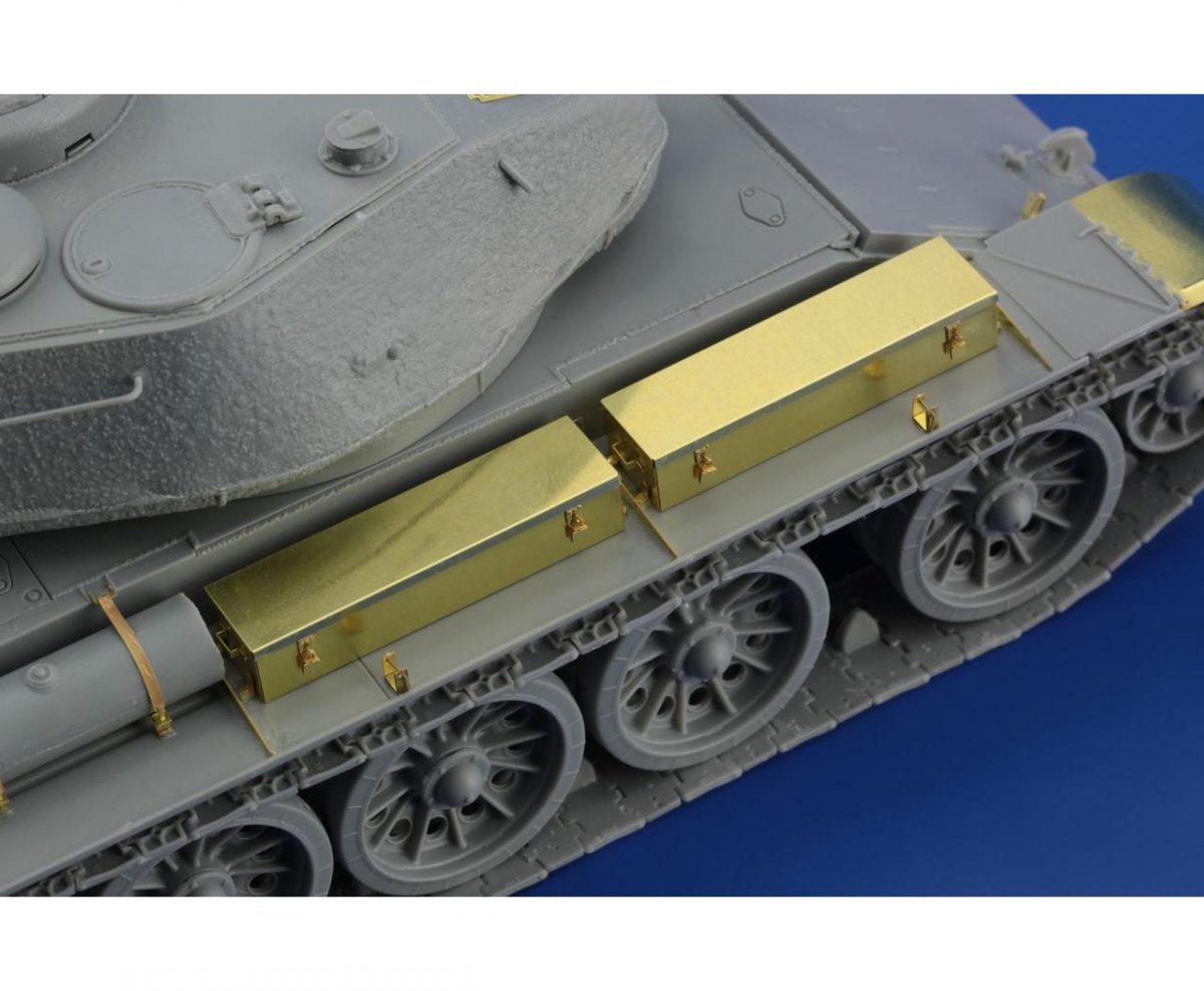 Eduard 36339 T-44 MINIART 1/35 – image 7