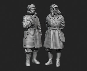 Panzer Art FI35-130 Soviet tank officers in sheepskin coat set 1/35 – immagine 3