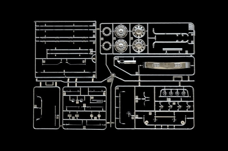 Italeri 3906 SCANIA R730 V8 STREAMLINE SILVER GRIFFIN – zdjęcie 12