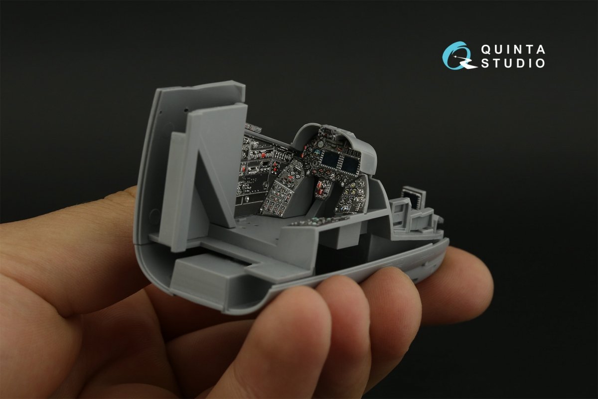Quinta Studio QDS-48295 Mi-35M 3D-Printed &amp;amp; coloured Interior on decal paper (Zvezda) (Small version) 1/48 – immagine 12