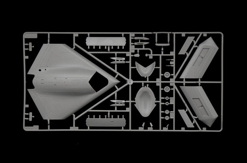 Italeri 1421 X-47B 1/72 – immagine 5