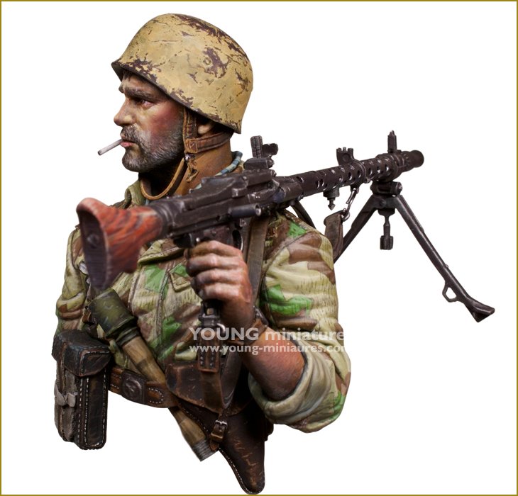Young Miniatures YM1892 WWII German Paratroopers 1/10 – image 6