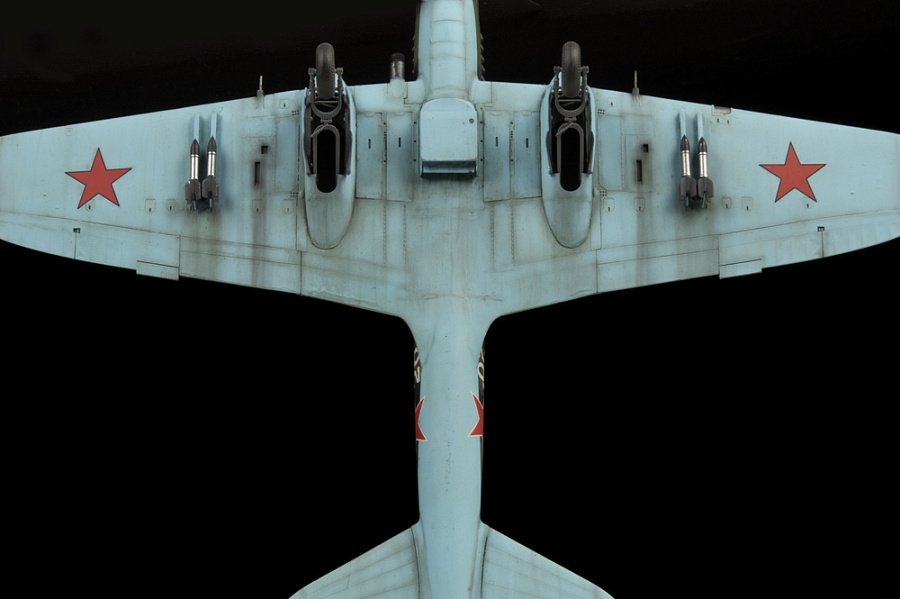 Zvezda 4826 Soviet two-seat attack aircraft IL-2 shturmovik (mod.1943) 1/48 – immagine 6
