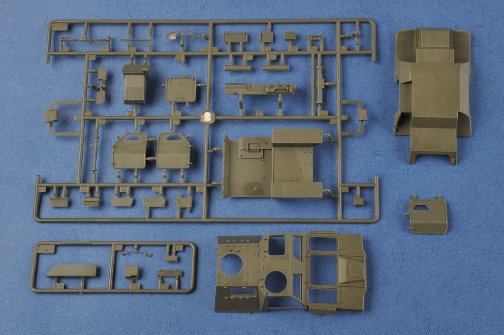 Hobby Boss 83876 French VBL Armour Car – immagine 7