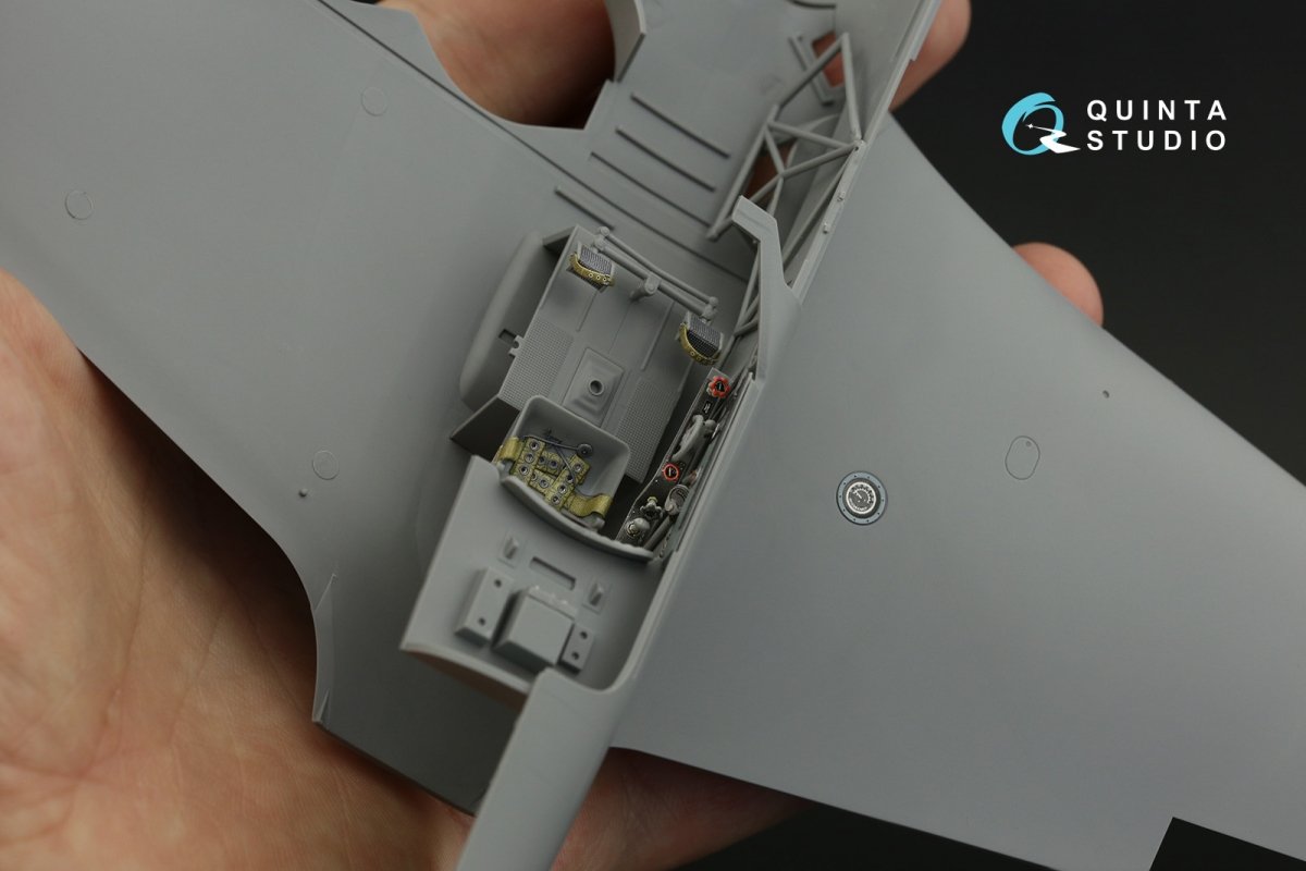 Quinta Studio QD32159 Yak-9 T/K 3D-Printed &amp;amp; coloured Interior on decal paper (ICM) 1/32 – immagine 5