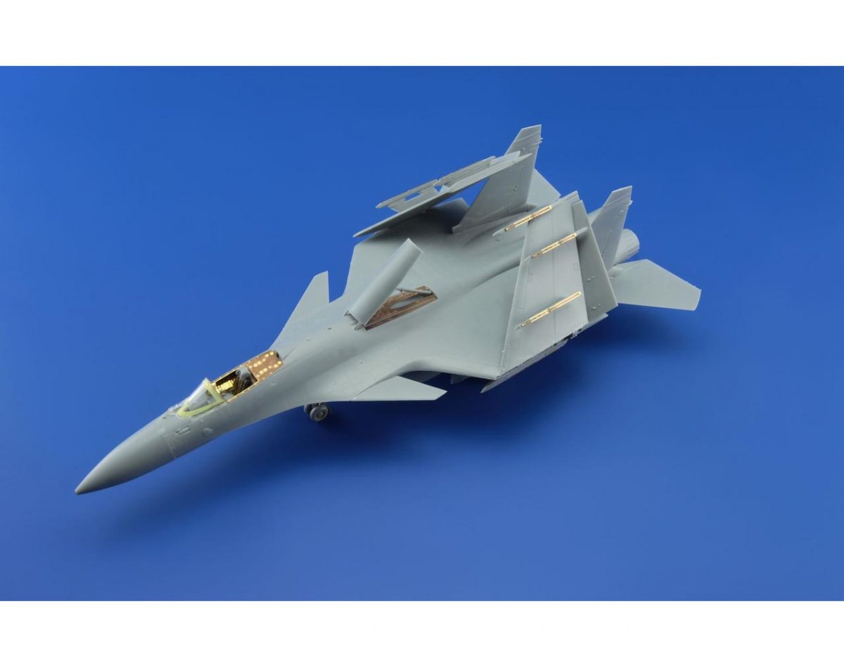 Eduard 73548 Su-33 TRUMPETER 1/72 – imagen 3