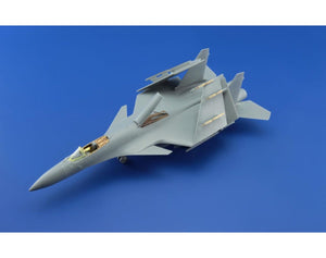 Eduard 73548 Su-33 TRUMPETER 1/72 – imagen 3