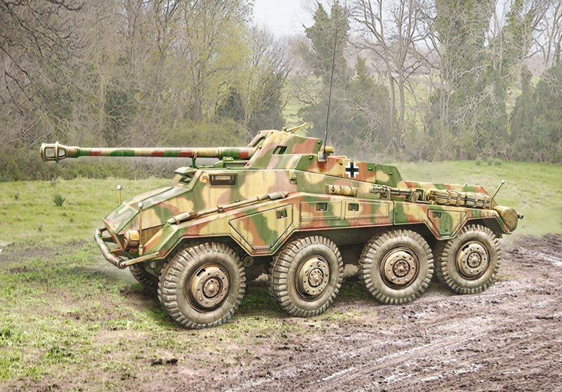 Italeri 7047 SD. Kfz. 234/4 1/72 – image 2